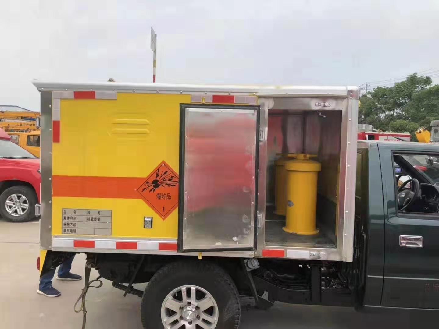 江岸爆破器材运输车行业深度解析：规格选择与运输效能的更优配置